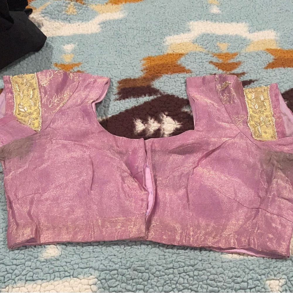 STYLUS Lavender Blouse with Gold Detailing